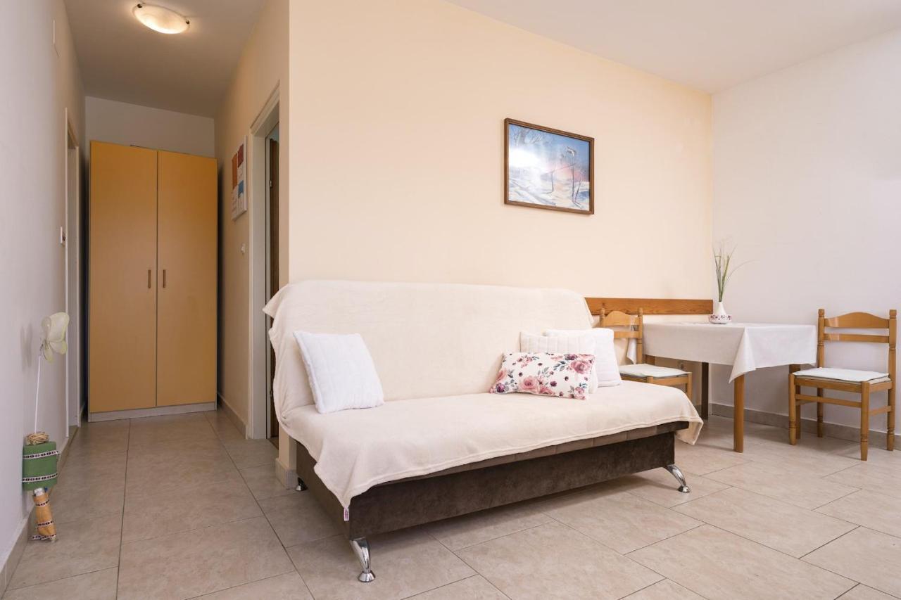 Apartments Zlata 스타리 그라드 외부 사진