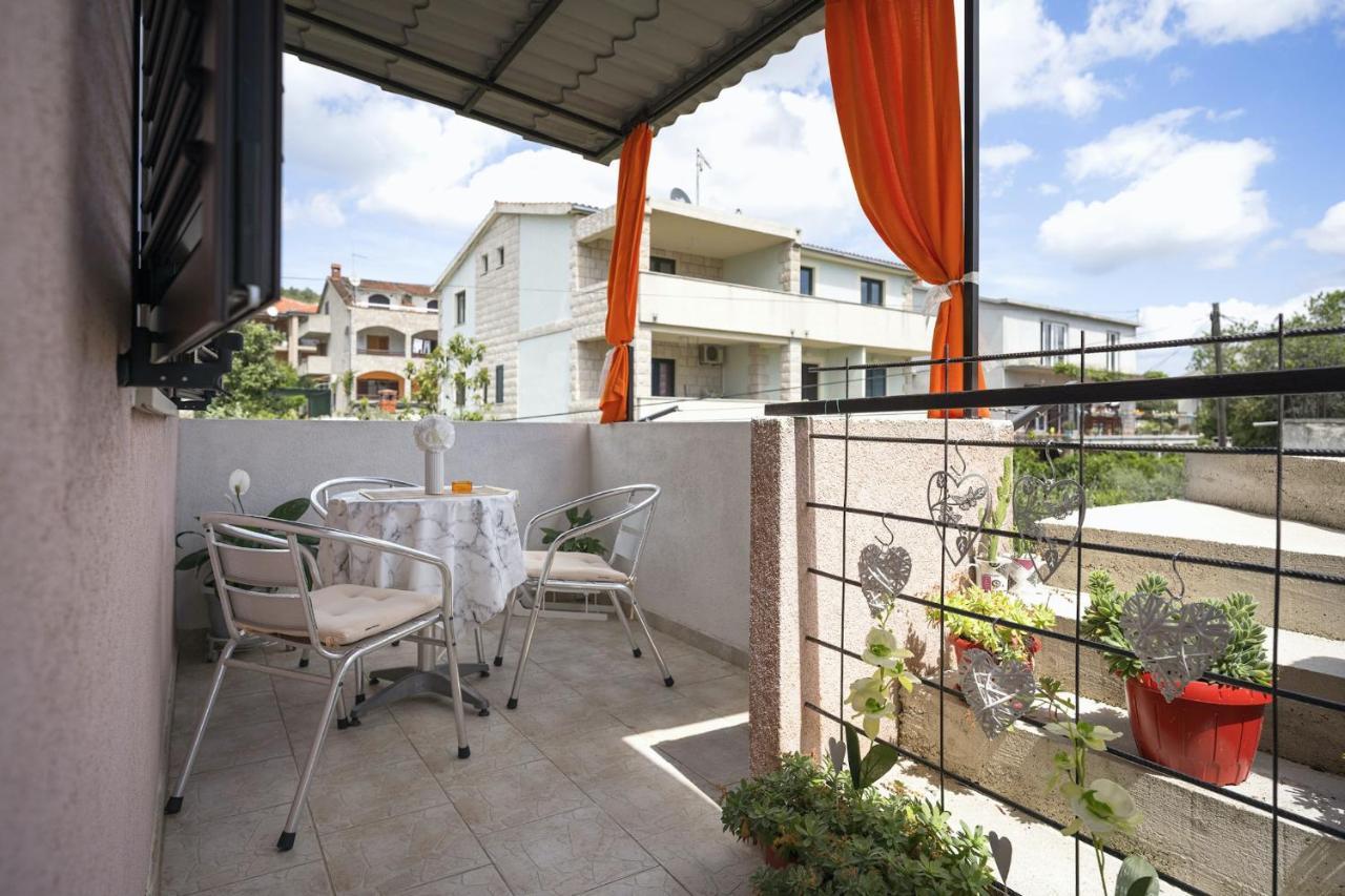 Apartments Zlata 스타리 그라드 외부 사진