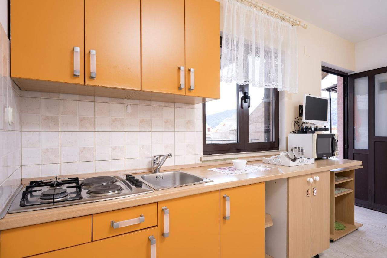 Apartments Zlata 스타리 그라드 외부 사진