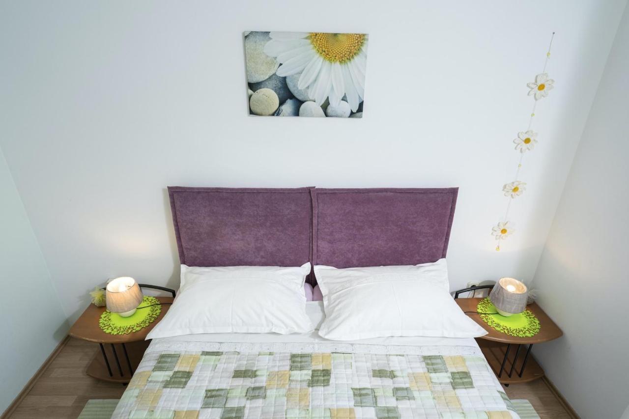 Apartments Zlata 스타리 그라드 외부 사진