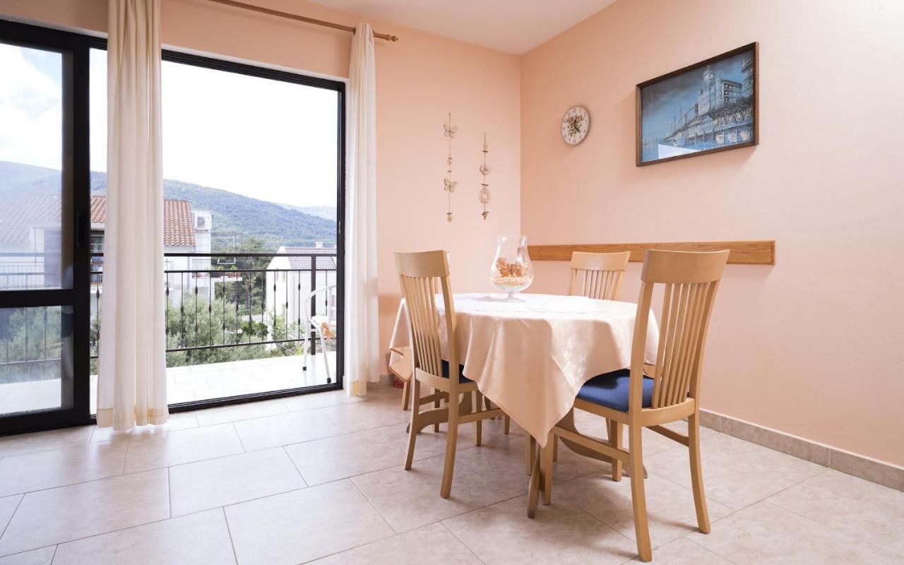 Apartments Zlata 스타리 그라드 외부 사진
