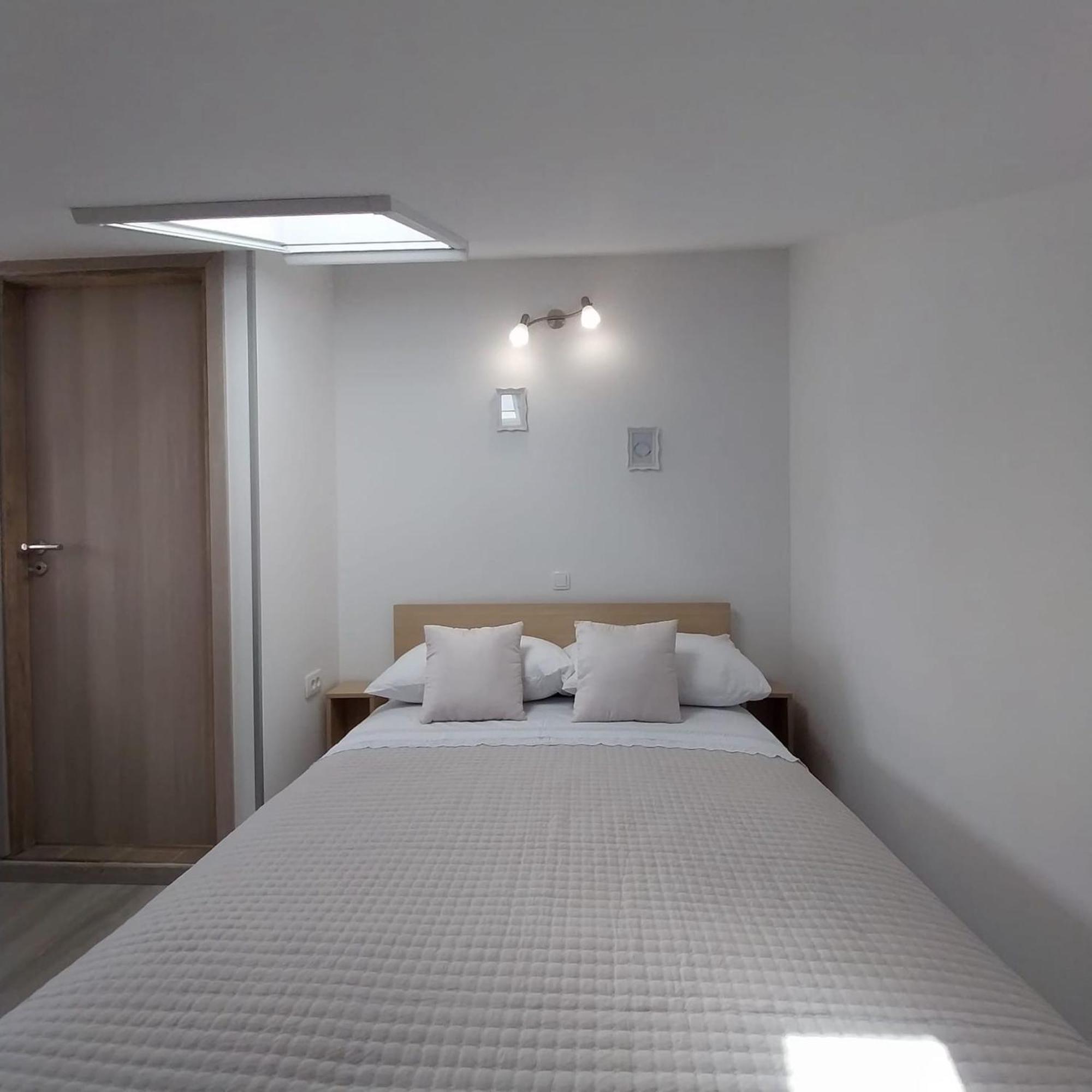 Apartments Zlata 스타리 그라드 외부 사진