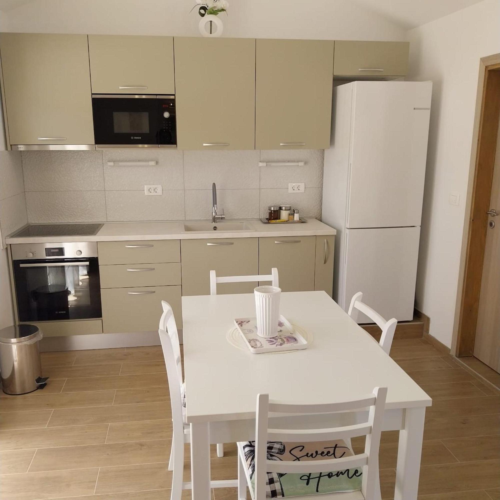 Apartments Zlata 스타리 그라드 객실 사진