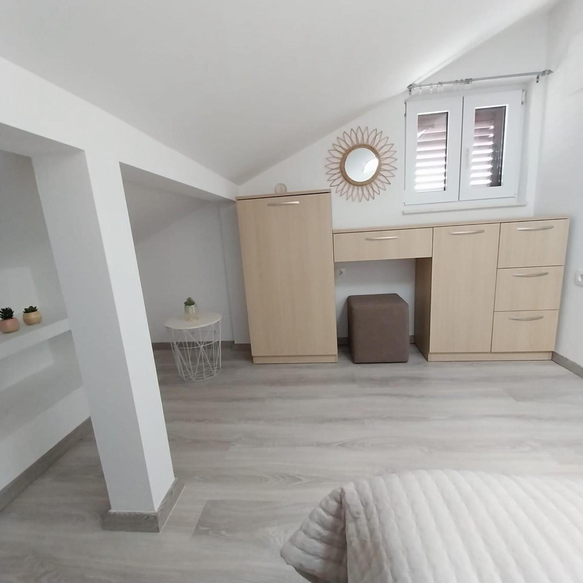 Apartments Zlata 스타리 그라드 외부 사진